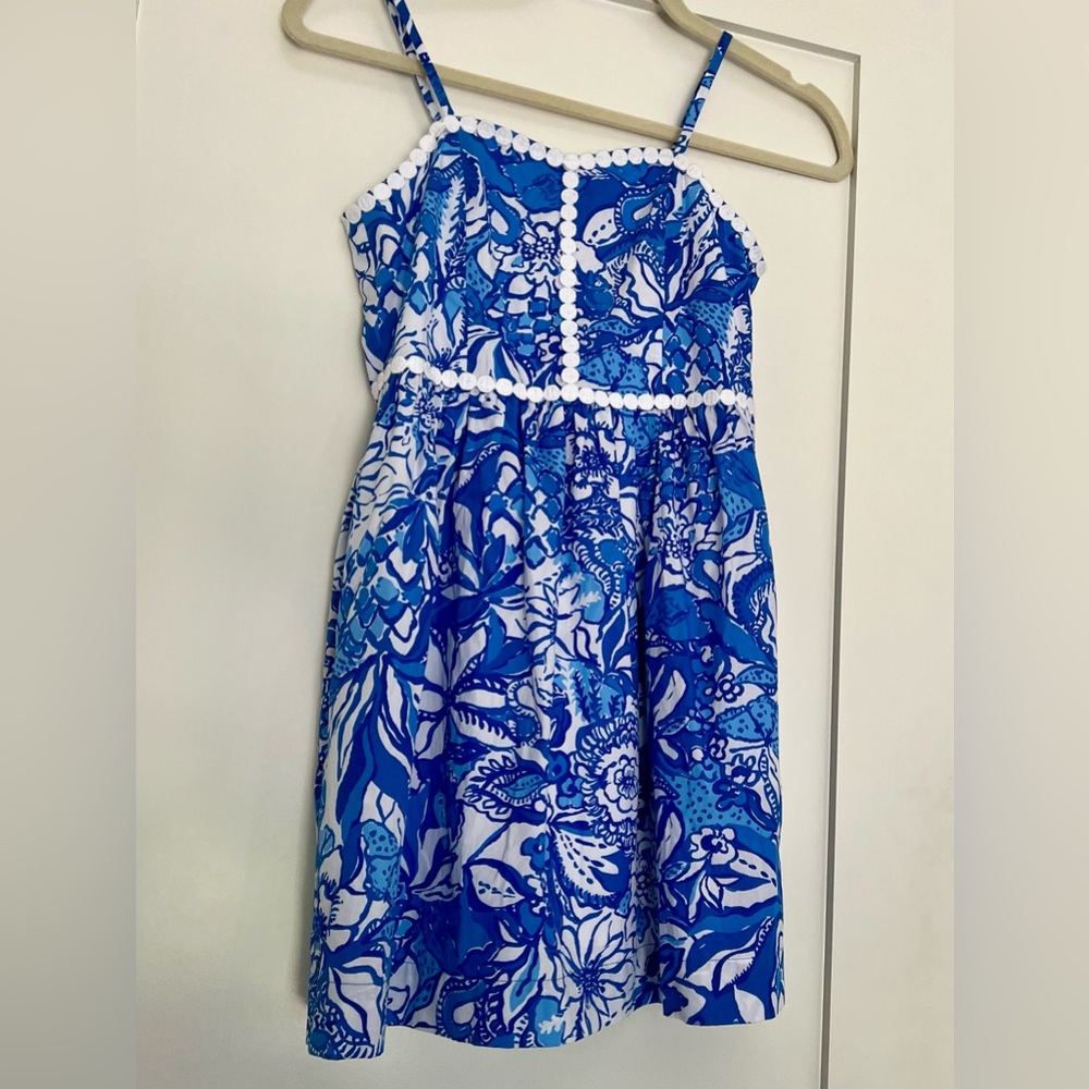 girls 8 Lilly Pulitzer sundress Blue and white like new